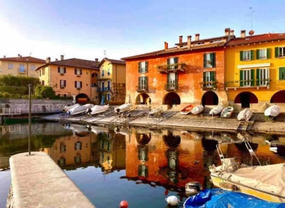 Apartment La Finestra Sul Lago Mandello del Lario Italy